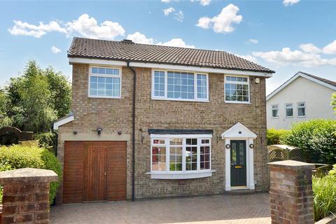 4 bedroom detached house for sale, Westroyd Crescent, Pudsey