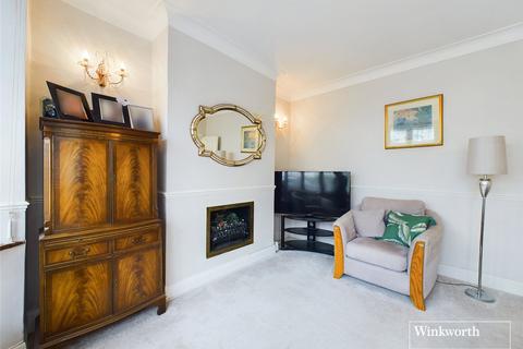 3 bedroom terraced house for sale, Fairfields Crescent, London NW9