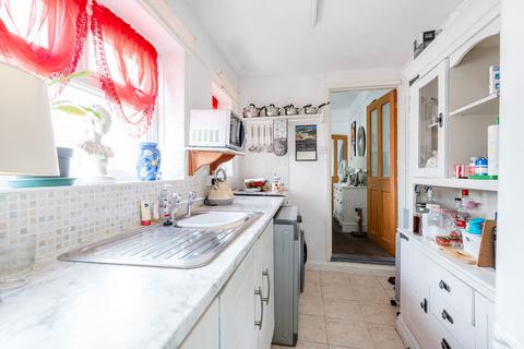 2 bedroom terraced house for sale, St. Margarets Road, Lowestoft