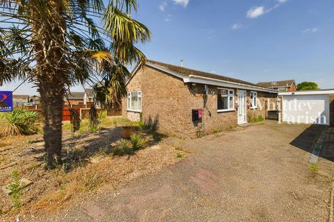 3 bedroom detached bungalow for sale, Plasset Drive, Attleborough NR17