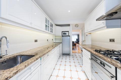 2 bedroom flat for sale, Princes Gate, South Kensington, London, SW7