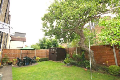 4 bedroom semi-detached house for sale, Chaffinch Road, Beckenham, BR3