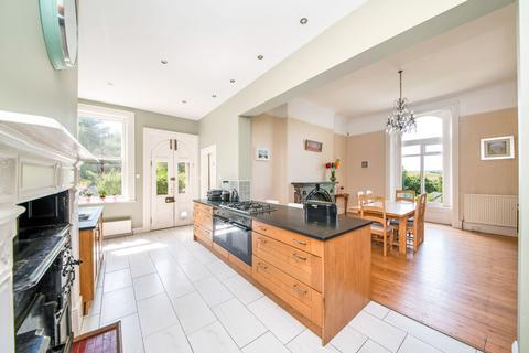 82 Causeway Side, Linthwaite, Huddersfield, HD7 5NW