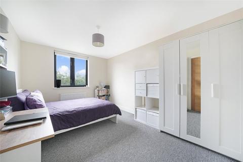 2 bedroom flat for sale, Milton Road, London, E17