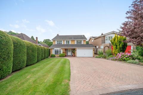 5 bedroom detached house for sale, Moreland Drive, Gerrards Cross, Buckinghamshire