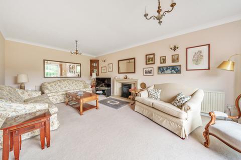 5 bedroom detached house for sale, Moreland Drive, Gerrards Cross, Buckinghamshire