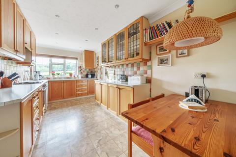 5 bedroom detached house for sale, Moreland Drive, Gerrards Cross, Buckinghamshire