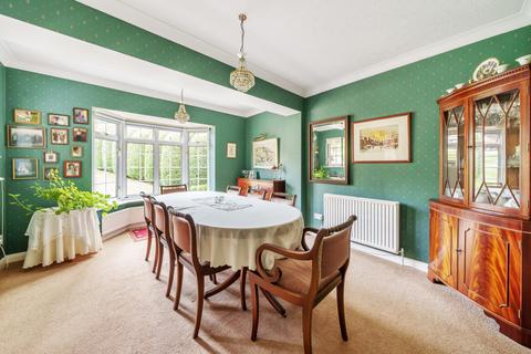 5 bedroom detached house for sale, Moreland Drive, Gerrards Cross, Buckinghamshire