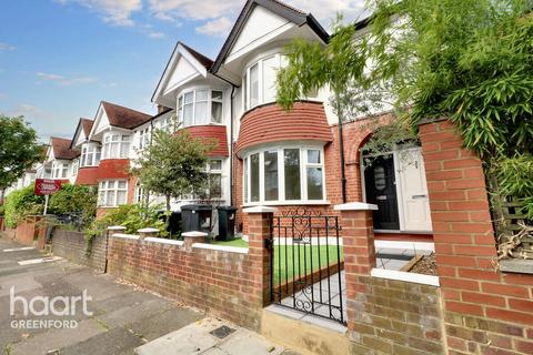 1 bedroom maisonette for sale, Highview Road, LONDON