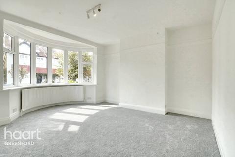 1 bedroom maisonette for sale, Highview Road, LONDON