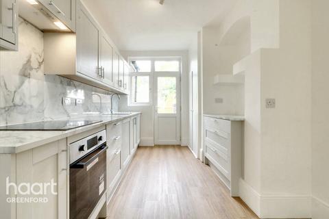 1 bedroom maisonette for sale, Highview Road, LONDON