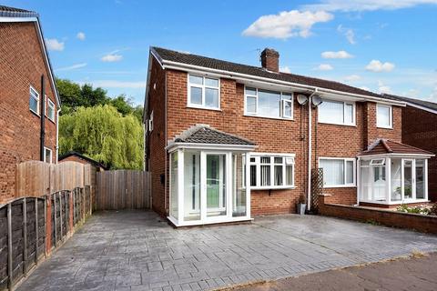 3 bedroom semi-detached house for sale, Peveril Close, Whitefield, M45