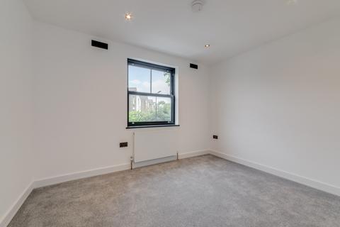 2 bedroom terraced house for sale, Jarvis Road, London, SE22