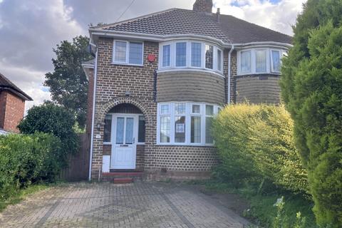 3 bedroom semi-detached house to rent, Hamstead Hall Avenue, Birmingham B20