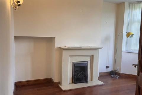 3 bedroom semi-detached house to rent, Hamstead Hall Avenue, Birmingham B20