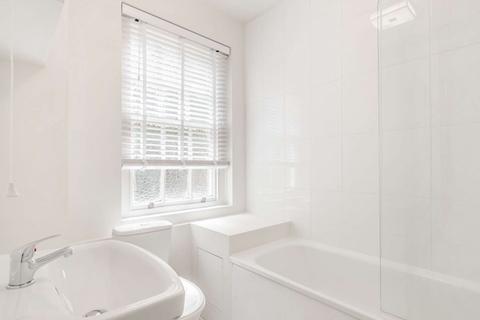 1 bedroom apartment to rent, Fulham Road, Pelham Court, SW3