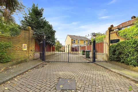 2 bedroom semi-detached house for sale, 8 Twycross Mews, London