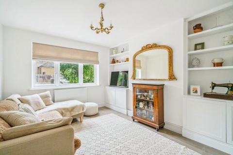 4 bedroom semi-detached house to rent, High Worple, Rayners Lane