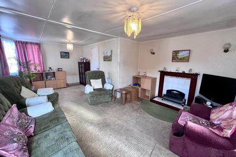 3 bedroom chalet for sale, Woodland Park, Swansea SA5