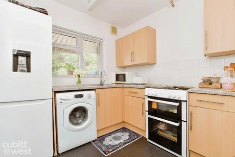 1 bedroom maisonette for sale, Ripley Gardens, Sutton, Surrey