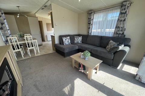 2 bedroom static caravan for sale, Par Sands Coastal Holiday Park