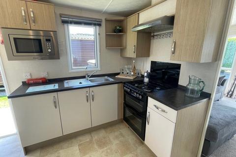 2 bedroom static caravan for sale, Par Sands Coastal Holiday Park