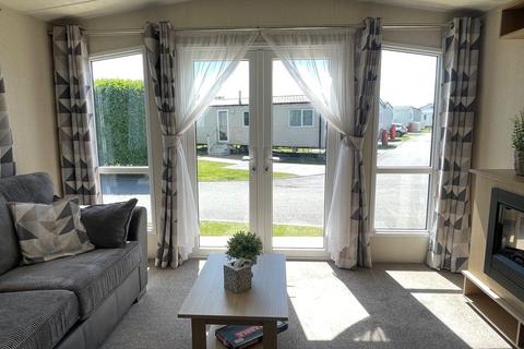 2 bedroom static caravan for sale, Par Sands Coastal Holiday Park