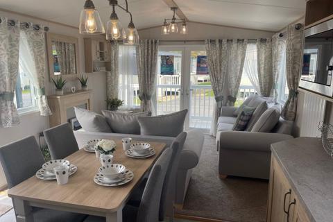 2 bedroom static caravan for sale, Par Sands Coastal Holiday Park