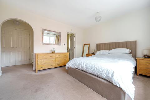 4 Admiral Close, Stapleton, Bristol, BS16 1WN