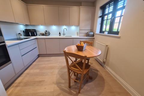 3 bedroom semi-detached house for sale, Bakers Field, Cliffsend, CT12