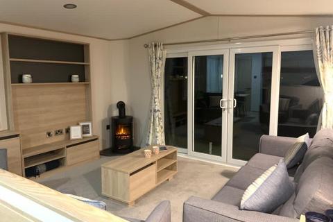 3 bedroom lodge for sale, Pentire Coastal Holiday Park