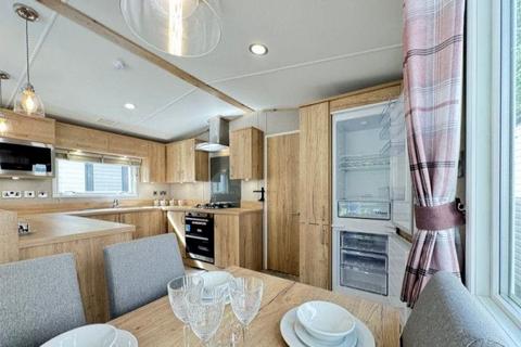 3 bedroom lodge for sale, Pentire Coastal Holiday Park