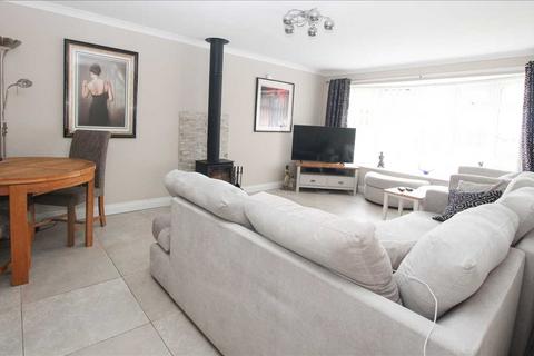 2 bedroom bungalow for sale, Ringwood Drive, Parkside Glade, Cramlington