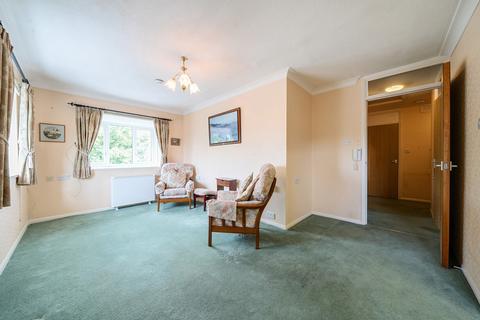 2 bedroom apartment for sale, Chatsworth Place, Mitcham CR4