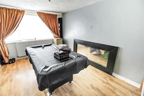 2 bedroom maisonette for sale, Hawkshead Place, Newton Aycliffe, DL5