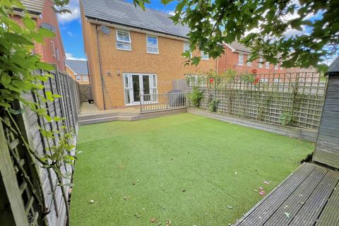 3 bedroom semi-detached house for sale, Peterborough PE2