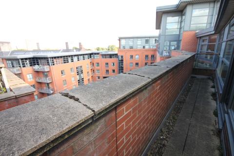 2 bedroom apartment to rent, Mere House, Ellesmere Street, Manchester M15