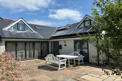 3 bedroom detached house to rent, Bay View Estate, Stoke Fleming, Dartmouth