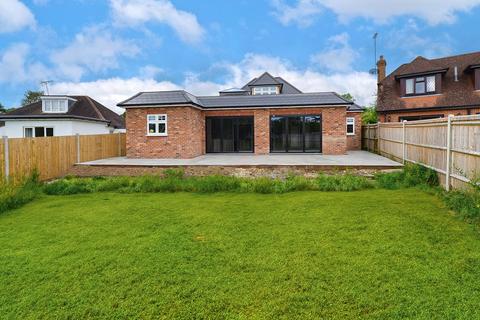 4 bedroom detached house for sale, Greenlands Road, Sevenoaks TN15