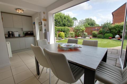 4 bedroom detached house for sale, SAINT GEORGES ROAD, DENMEAD