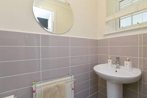 8 Bonaly Wester, Edinburgh, EH13 0RQ