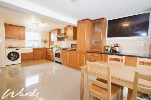 4 bedroom townhouse to rent, Parrock Street Gravesend DA12