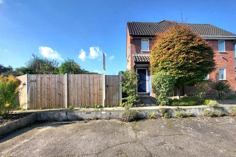 1 bedroom semi-detached house for sale, Pages Close, Wymondham, Norfolk, NR18