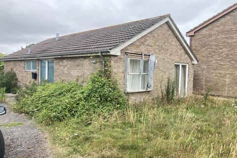 2 bedroom detached bungalow for sale, Bracklesham Road, Hayling Island, Hampshire