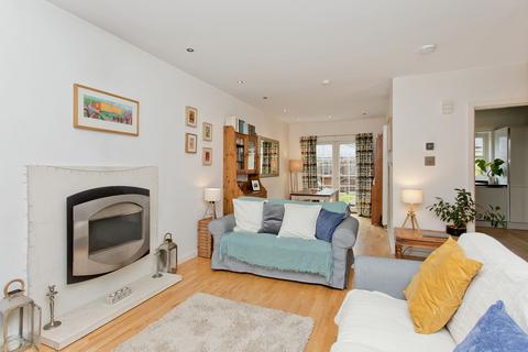 5 bedroom terraced house for sale, 12 Woodhall Millbrae, Juniper Green, Edinburgh, EH14 5BH