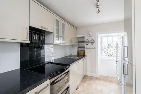 51 Main Street, Davidsons Mains, Edinburgh, EH4 5BZ