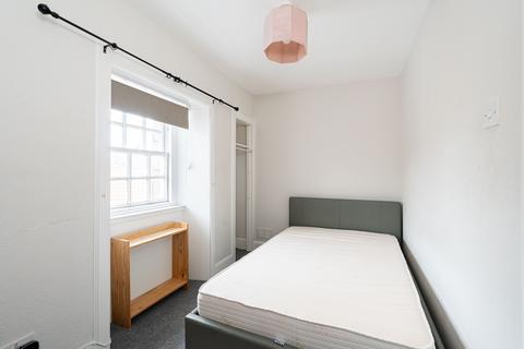 51 Main Street, Davidsons Mains, Edinburgh, EH4 5BZ