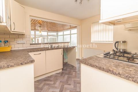 2 bedroom bungalow for sale, Waterhead Crescent, Thornton Cleveleys FY5