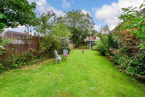 3 bedroom semi-detached house for sale, Franklynn Road, Haywards Heath, West Sussex