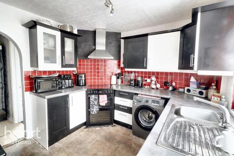 3 bedroom terraced house for sale, Maple Road, Dartford